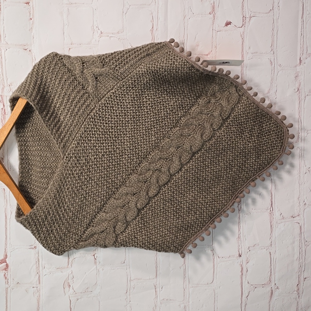 Love Of Fashion Taupe Neck Poncho 100% Acrylic NWT - Picture 7 of 11